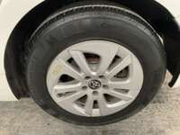 Toyota Prius 2017  2017 Toyota Prius Venta Llantas 7