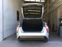 Toyota Prius 2017 5p Base Híbrido L4/1.8 Aut  2017 Toyota Prius Venta Cajuela 1
