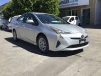 Toyota Prius 2017 5p Base Híbrido L4/1.8 Aut  2017 Toyota Prius Venta Exteriores 3