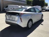 Toyota Prius 2017 5p Base Híbrido L4/1.8 Aut  2017 Toyota Prius Venta Exteriores 5