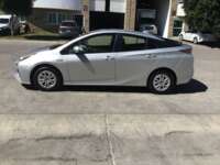 Toyota Prius 2017 5p Base Híbrido L4/1.8 Aut  2017 Toyota Prius Venta Exteriores 8