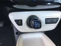 Toyota Prius 2017 5p Base Híbrido L4/1.8 Aut  2017 Toyota Prius Venta Interiores 15