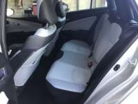 Toyota Prius 2017 5p Base Híbrido L4/1.8 Aut  2017 Toyota Prius Venta Interiores 20