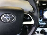 Toyota Prius 2017 5p Base Híbrido L4/1.8 Aut  2017 Toyota Prius Venta Interiores 7