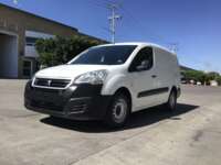 Peugeot Partner 2019 5p L4/1.6/T Diesel Man       2019 Peugeot Partner Venta Exteriores 1