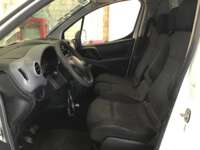 Peugeot Partner 2019 5p L4/1.6/T Diesel Man       2019 Peugeot Partner Venta Interiores 13