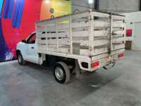 Nissan NP300 Estacas 2020 2p L4/2.5 Man 2020 Nissan NP300 Estacas Venta Exteriores 5