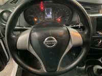 Nissan NP300 Estacas 2020 2p L4/2.5 Man 2020 Nissan NP300 Estacas Venta Interiores 1