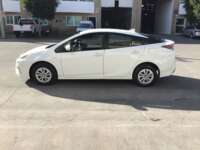 Toyota Prius 2017 5p Base Hibrido L4/1.8 Aut 2017 Toyota Prius Venta Exteriores 8