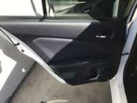 Toyota Prius 2017 5p Base Hibrido L4/1.8 Aut 2017 Toyota Prius Venta Interiores 19