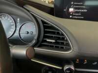 Mazda 3 2021 4p Sedán i L4/2.5 Skyactiv-Drive 2021 Mazda 3 Venta Interiores 10