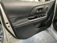 Toyota Prius 2018 5p C Híbrido L4/1.5 Aut 2018 Toyota Prius Venta Interiores 15