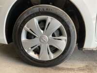 Nissan March 2022 5p Sense L4/1.6 Man            2022 Nissan March Venta Llantas 1