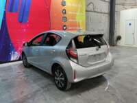 Toyota Prius 2018 5p C Híbrido L4/1.5 Aut 2018 Toyota Prius Venta Exteriores 5