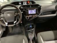Toyota Prius 2018 5p C Híbrido L4/1.5 Aut 2018 Toyota Prius Venta Interiores 4