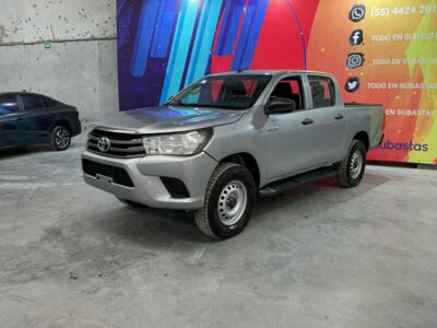 Toyota Hilux 2019 4p Doble Cabina Base L4/2.7 Man 