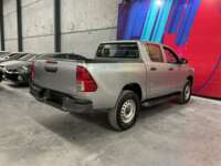 Toyota Hilux 2019 4p Doble Cabina Base L4/2.7 Man  2019 Toyota Hilux Venta Exteriores 7