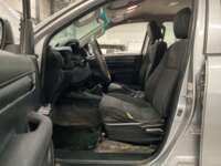 Toyota Hilux 2019 4p Doble Cabina Base L4/2.7 Man  2019 Toyota Hilux Venta Interiores 13