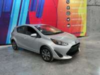 Toyota Prius 2018 5p Base Híbrido L4/1.8 Aut      2018 Toyota Prius Venta Exteriores 3