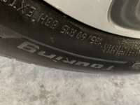Toyota Prius 2018 5p Base Híbrido L4/1.8 Aut      2018 Toyota Prius Venta Llantas 12