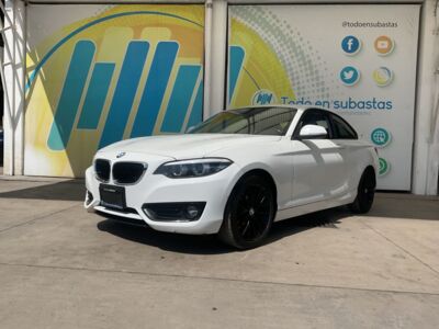 BMW Serie 2 2020 2p 220i Coupé Executive L4/2.0/T Aut