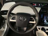 Toyota Prius 2017 5p Base Híbrido L4/1.8 Aut  2017 Toyota Prius Venta Interiores 1
