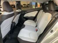 Toyota Prius 2017 5p Base Híbrido L4/1.8 Aut  2017 Toyota Prius Venta Interiores 23