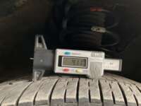 Toyota Prius 2017 5p Base Híbrido L4/1.8 Aut  2017 Toyota Prius Venta Llantas 3