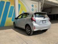 Toyota Prius 2018 5p C Híbrido L4/1.5 Aut 2018 Toyota Prius Venta Exteriores 7