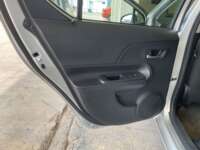 Toyota Prius 2018 5p C Híbrido L4/1.5 Aut 2018 Toyota Prius Venta Interiores 22