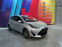 Toyota Prius 2018 5p C Híbrido L4/1.5 Aut 2018 Toyota Prius Venta Exteriores 3