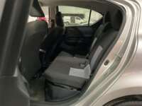 Toyota Prius 2018 5p C Híbrido L4/1.5 Aut 2018 Toyota Prius Venta Interiores 17