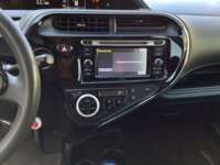 Toyota Prius 2018 5p C Híbrido L4/1.5 Aut 2018 Toyota Prius Venta Interiores 3