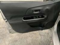 Toyota Prius 2018 5p C Híbrido L4/1.5 Aut 2018 Toyota Prius Venta Interiores 12