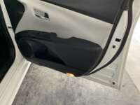 Toyota Prius 2017 5p Base Hibrido L4/1.8 Aut 2017 Toyota Prius Venta Interiores 14