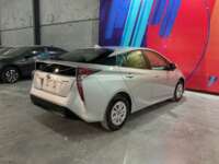 Toyota Prius 2017 5p Base Hibrido L4/1.8 Aut 2017 Toyota Prius Venta Exteriores 7