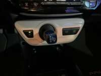 Toyota Prius 2017 5p Base Hibrido L4/1.8 Aut 2017 Toyota Prius Venta Interiores 11