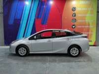 Toyota Prius 2017 5p Base Híbrido L4/1.8 Aut  2017 Toyota Prius Venta Exteriores 4