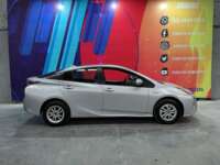 Toyota Prius 2017 5p Base Híbrido L4/1.8 Aut  2017 Toyota Prius Venta Exteriores 8