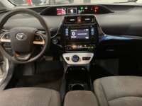 Toyota Prius 2017 5p Base Híbrido L4/1.8 Aut  2017 Toyota Prius Venta Interiores 4