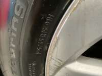 Toyota Prius 2017 5p Base Híbrido L4/1.8 Aut  2017 Toyota Prius Venta Llantas 12