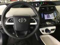 Toyota Prius 2017 5p Base Hibrido L4/1.8 Aut 2017 Toyota Prius Venta Interiores 1