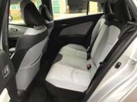 Toyota Prius 2017 5p Base Hibrido L4/1.8 Aut 2017 Toyota Prius Venta Interiores 18