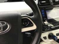 Toyota Prius 2017 5p Base Hibrido L4/1.8 Aut 2017 Toyota Prius Venta Interiores 7