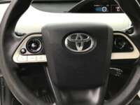 Toyota Prius 2017 5p Base Hibrido L4/1.8 Aut 2017 Toyota Prius Venta Interiores 8