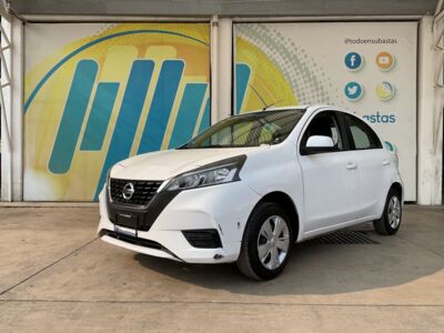 Nissan March 2021 5p Sense L4/1.6 Man