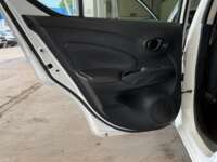 Nissan Versa 2022 4p Sense L4/1.6 Man 2022 Nissan Versa Venta Interiores 17
