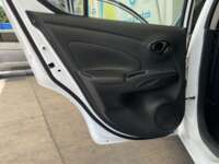 Nissan Versa 2022 4p L4/1.6 Man 2022 Nissan Versa Venta Interiores 17