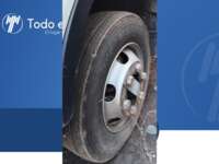 Freightliner FL360 2016 2p 41 H con Motor Mitsubishi Man Diesel 2016 Freightliner FL-360 Venta Llantas 3