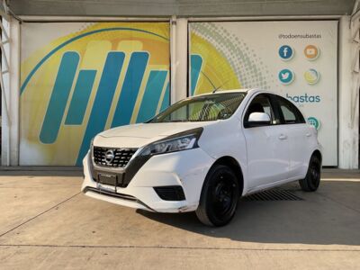 Nissan March 2021 5p Sense L4/1.6 Man